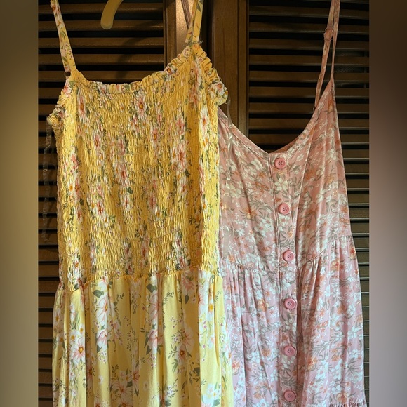 Dresses & Skirts - Floral Dresses